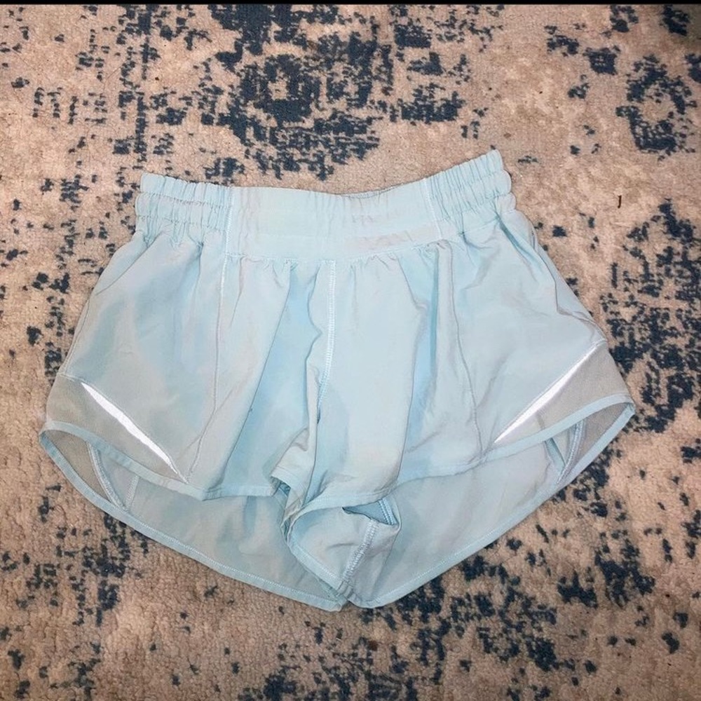 Lulu lemon hotty hot shorts